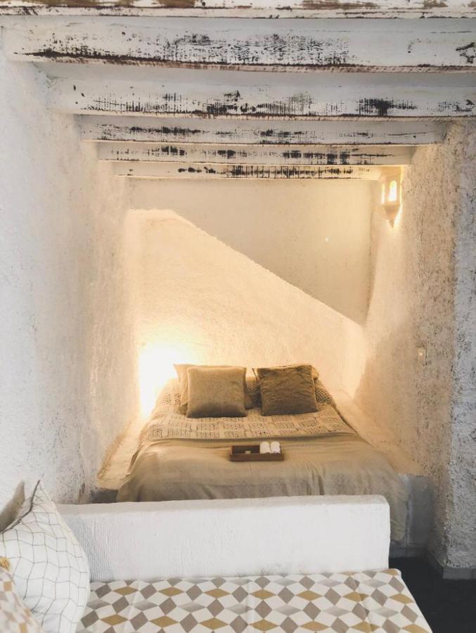 Апартаменты Arya'S Nest Михас Экстерьер фото